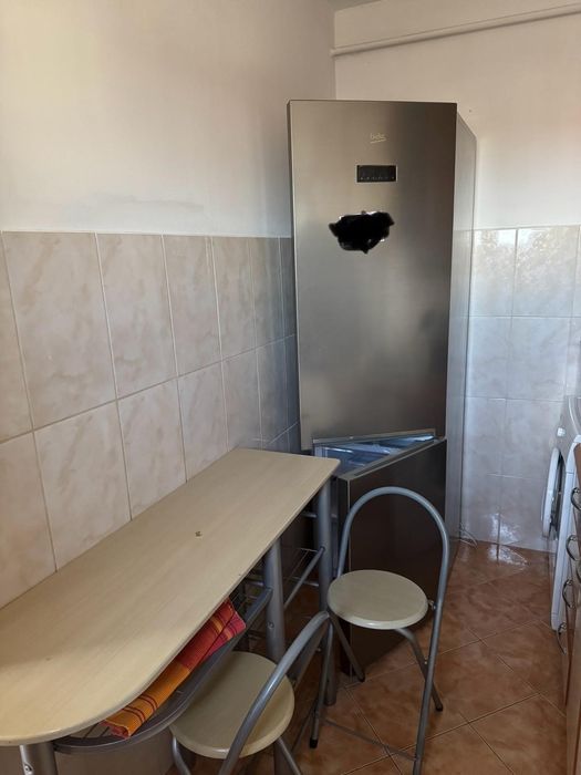 Inchiriez garsoniera