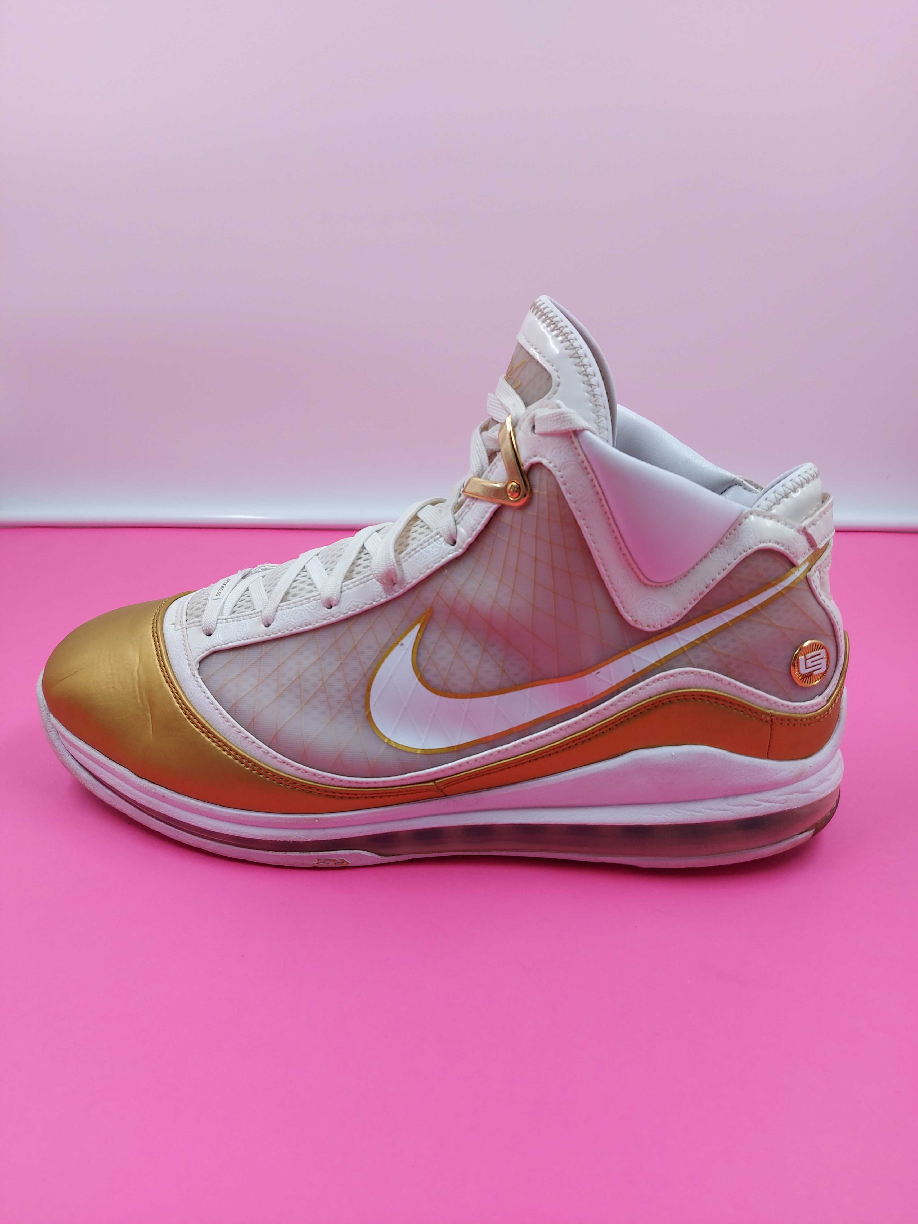 Nike Air Max Lebron 7 Retro QsChina Moon номер 49.5 Оригинални  кецове