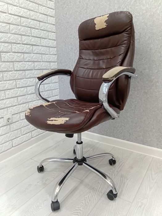 Кресло руководителя/офисное