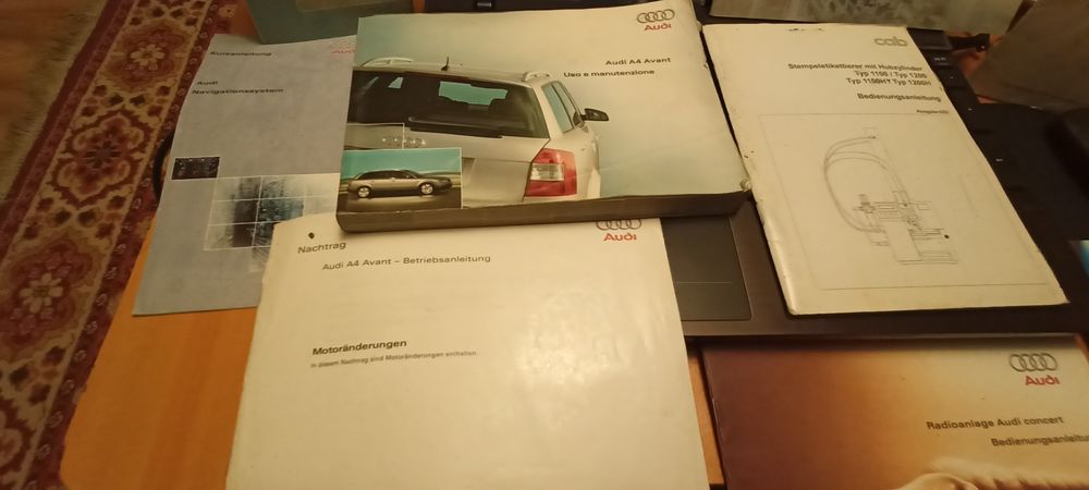 Cărți audi A4 B6 originale