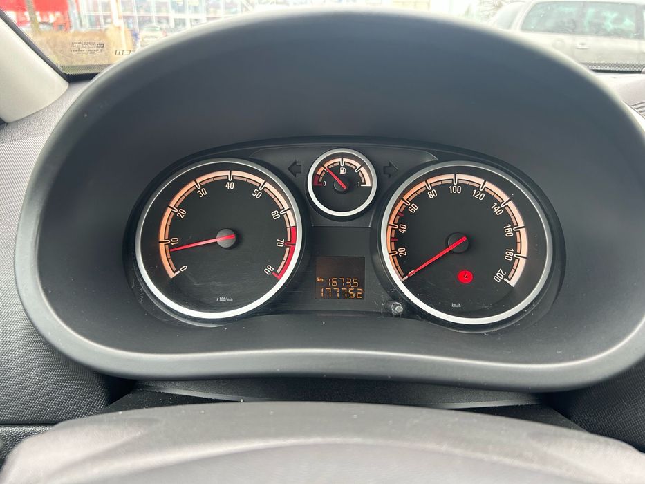 Opel Corsa 1.4 Benzina