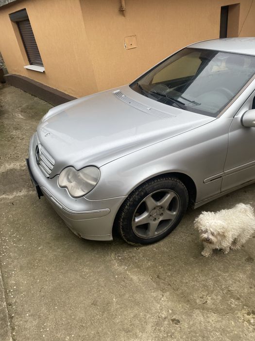 Vand Mercedes C-class180