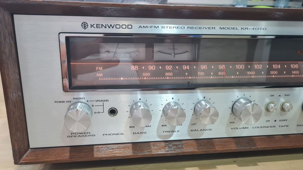 Amplituner Kenwood  KR-4070