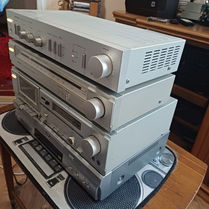 Linie audio hitachi Japonia