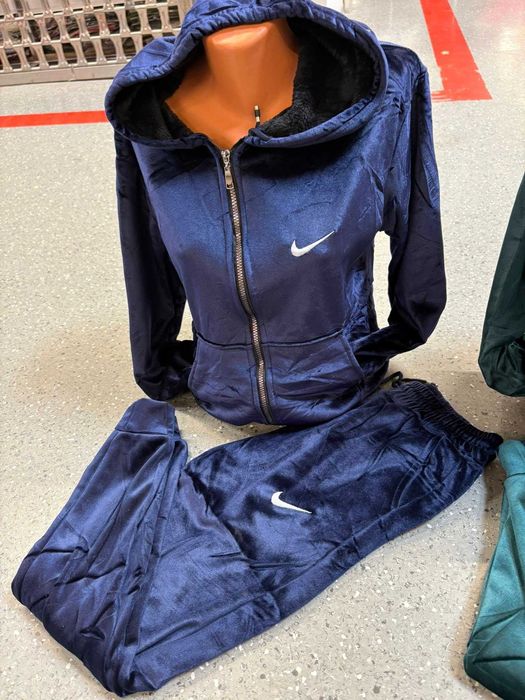 trening dama,catifea imblanit