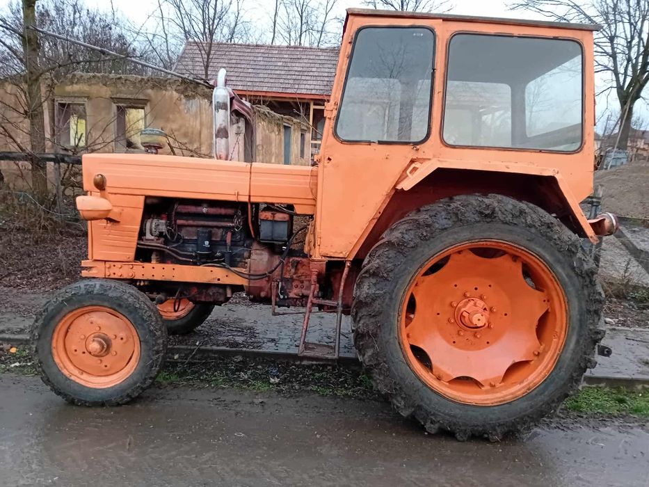 Tractor u650 in stare buna