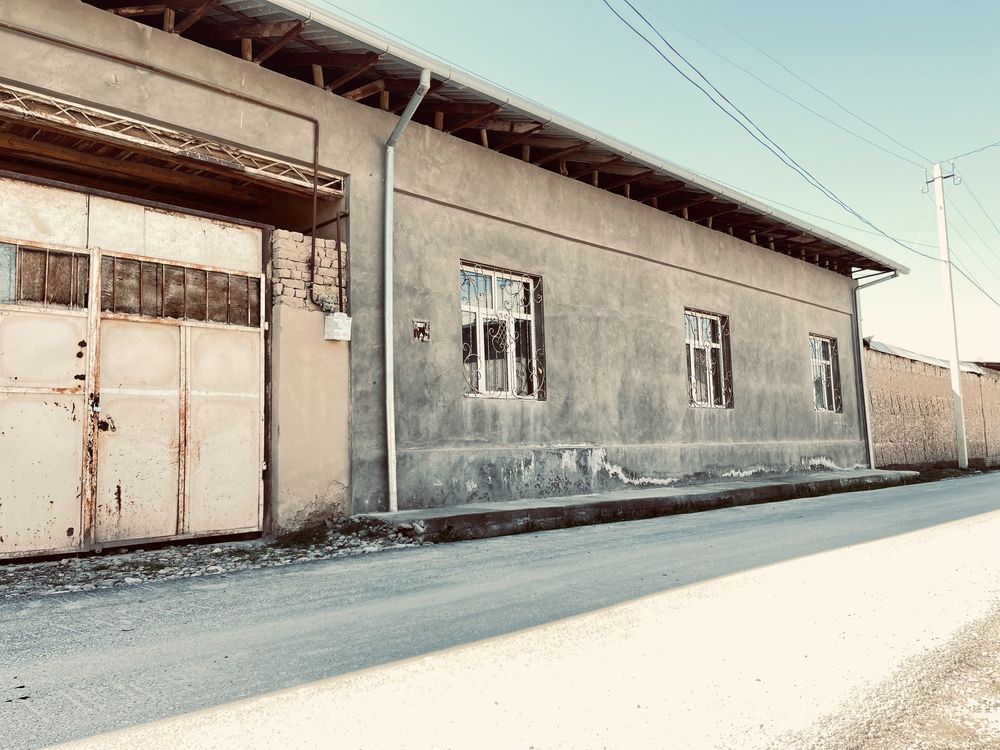 Ижарага Янгийул массивда 8 соток ховли оила ёки ишлаб чикаришга берамз