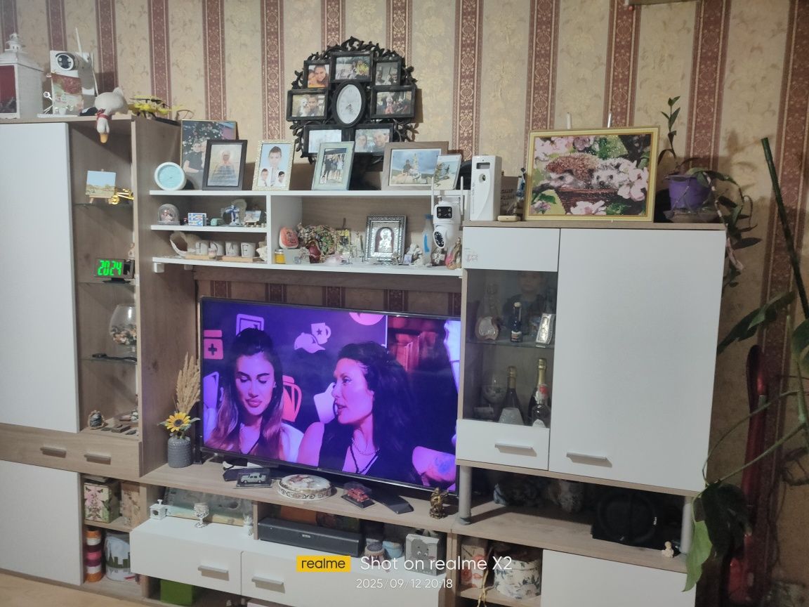 Продавам секция запазена