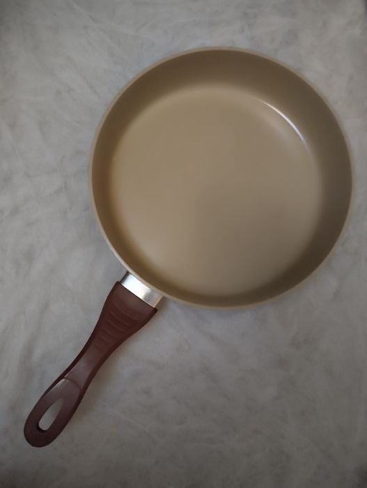 Сковорода, диаметр 29 см