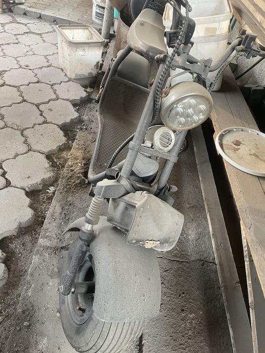 Электроскутер продам