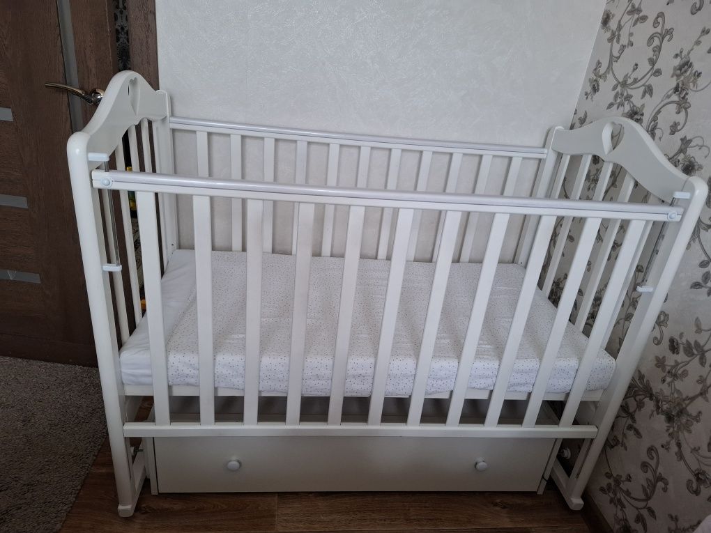 Продам детскую кровать