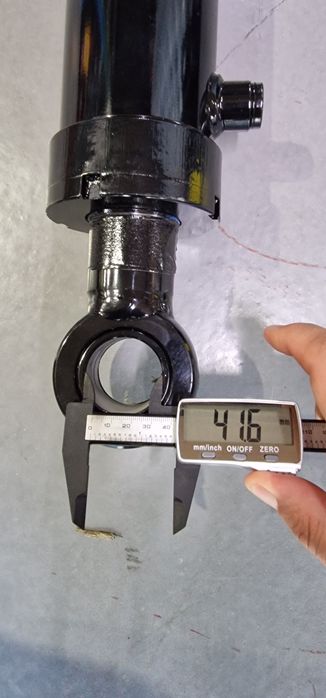 Cilindru hidraulic utilaje  preț 960 se poate trimite prin curier rapi