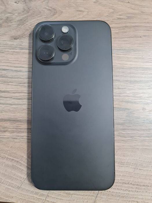 Vand 15 pro max 256gb. Negru. 89% baterie