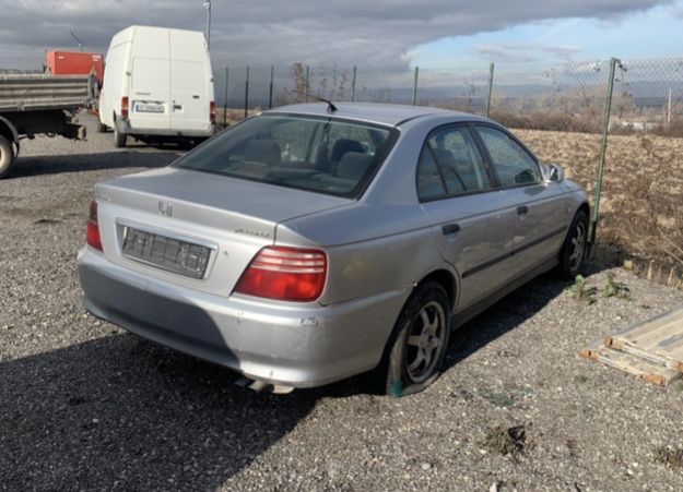 Honda Accord 1.8 i на части