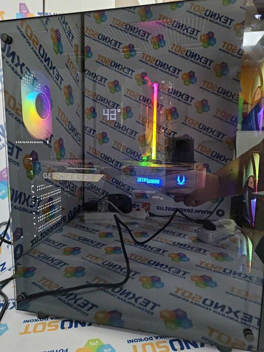 игровой компьютер r7 7800x3d / rtx 5070