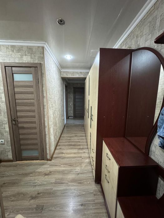 Обменяю двух комнатную улучшенную квартиру  с ремонтом на Усольский мк