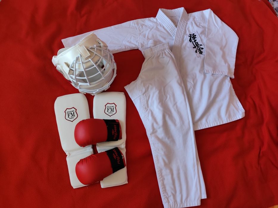 Екипировка за карате - почти нови