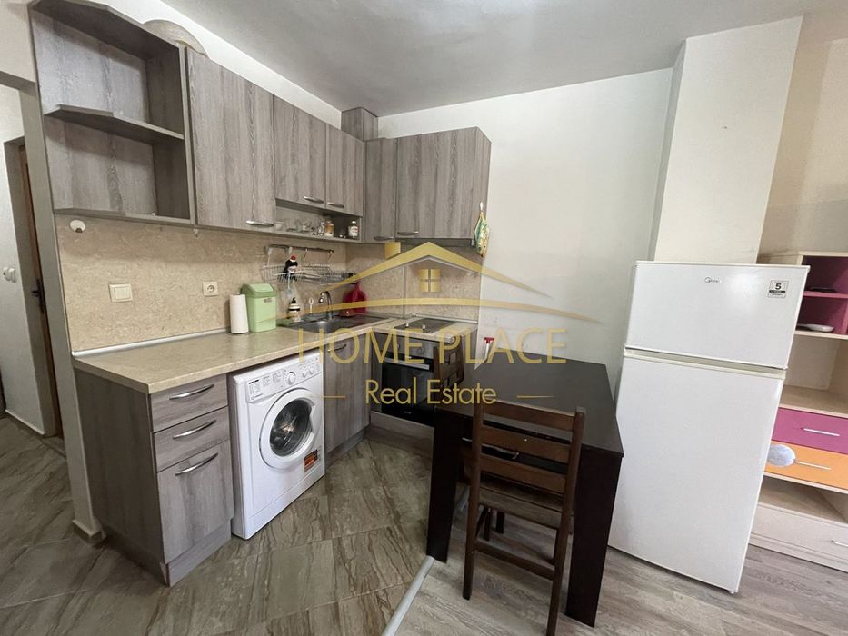 Дава се под наем Двустаен апартамент в Варна, Център - 72 кв.м за 408 € - Снимка #3