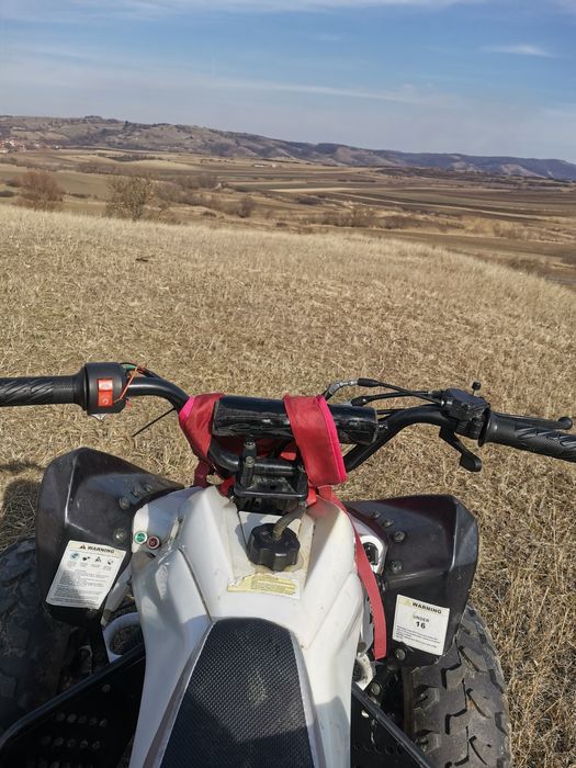 Vând atv 125 automat