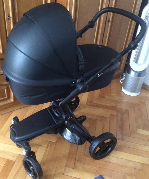 Carucior Mima Xari negru