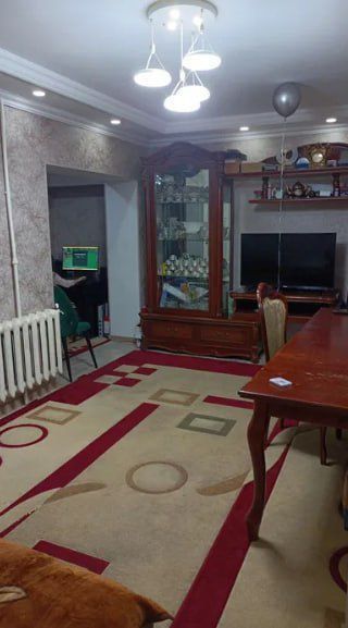 Срочно!Квартира на Космонавт 2*3/5/7 общ пл 70м дом с лифтом Спец план