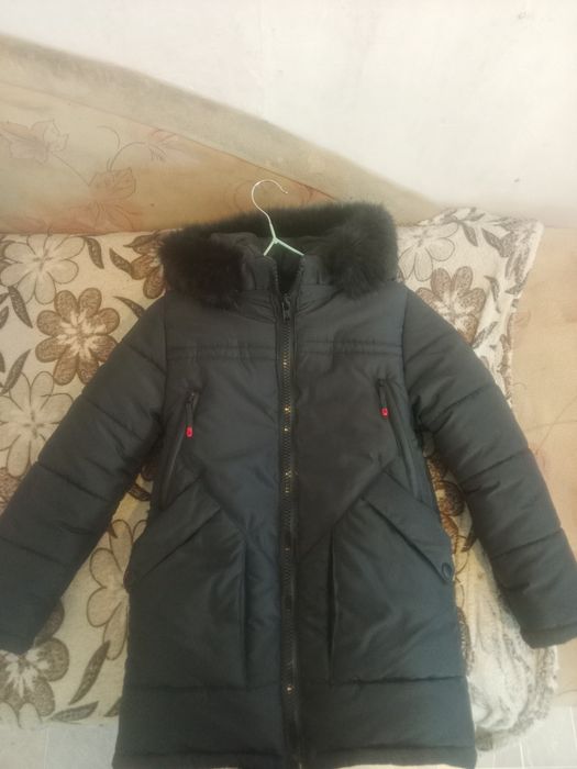 Продам зимнюю куртку