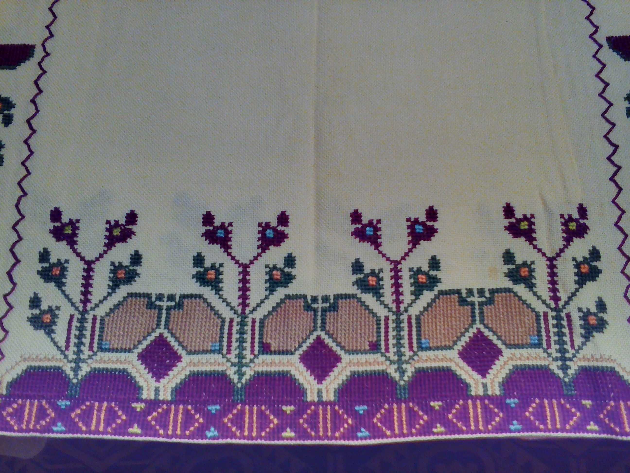 бродирана покривка, вълнени тъкани платове, памучни тъкани кърпи