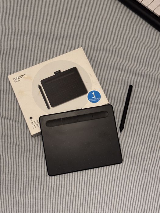 Tableta Grafica Wacom Intous S