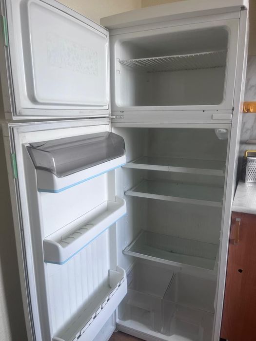 Холодильник в хорошем состоянии