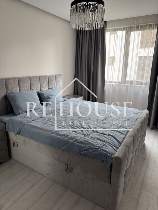 2-стаен в Варна, област-к.к. Св.Св. Константин и Елена площ 68 цена 2