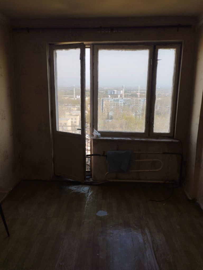 Продается 1 ком бывший общежития сарыкульская ориентир Американская шк