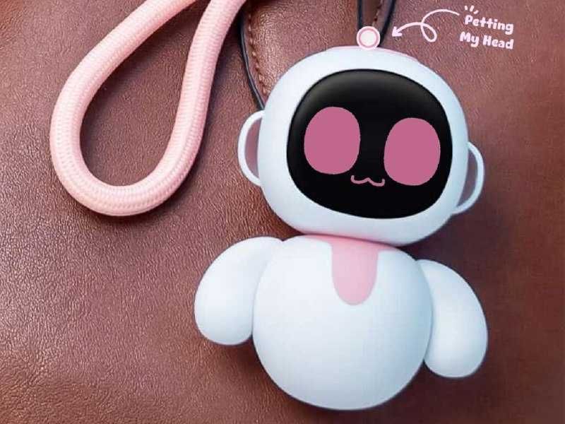 Новинка в роботах! Eiliko AI Charm Bot - робот брелок с ИИ