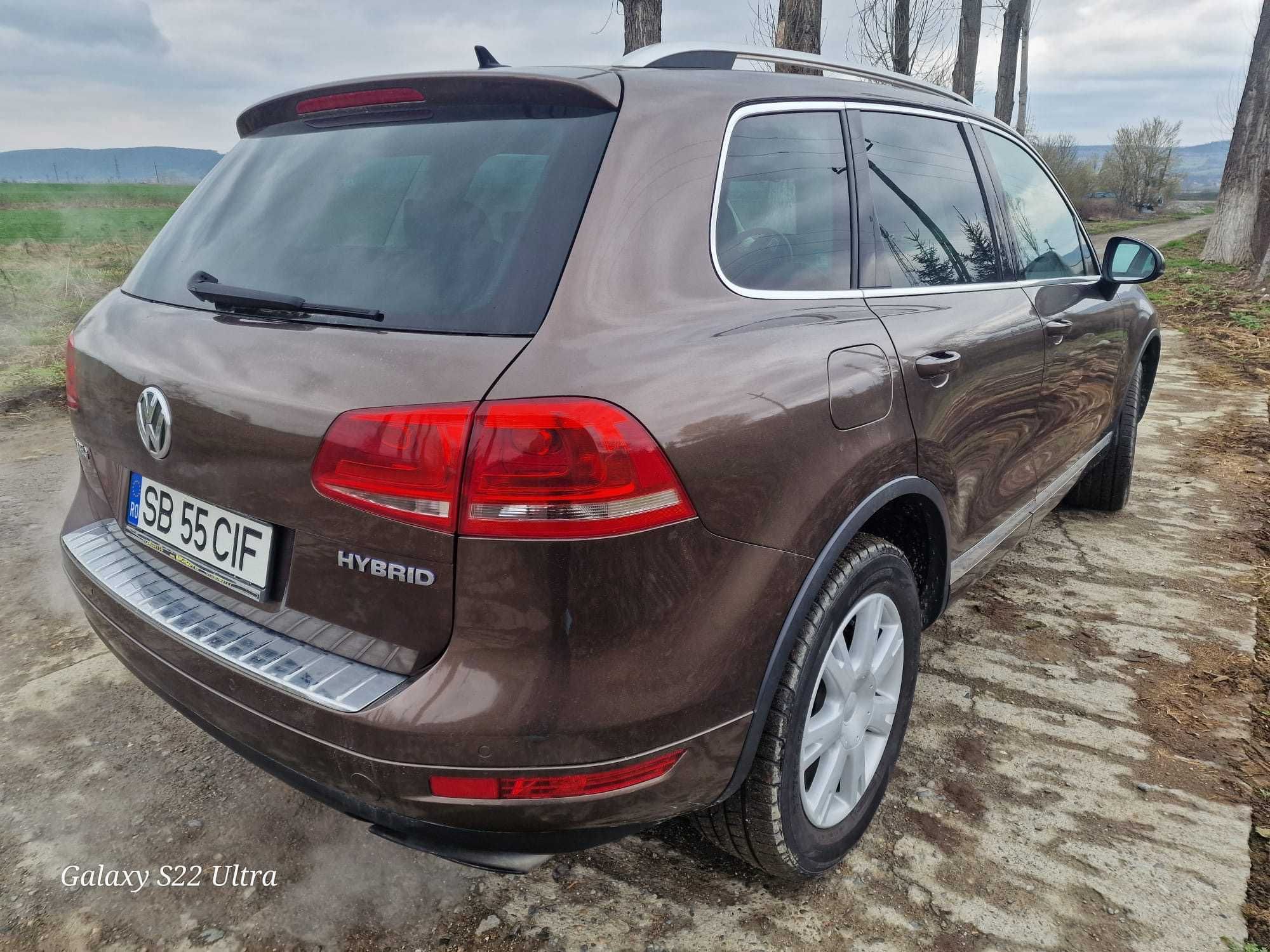 VW Touareg Hybrid 2012