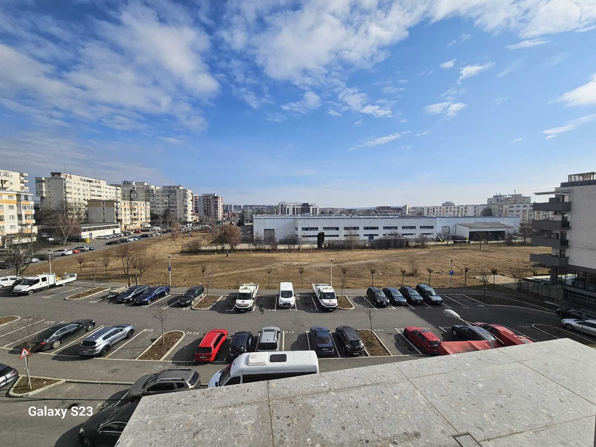 Vand apartament doua camere+balcon+parcare Marasti str.Tarnavelor