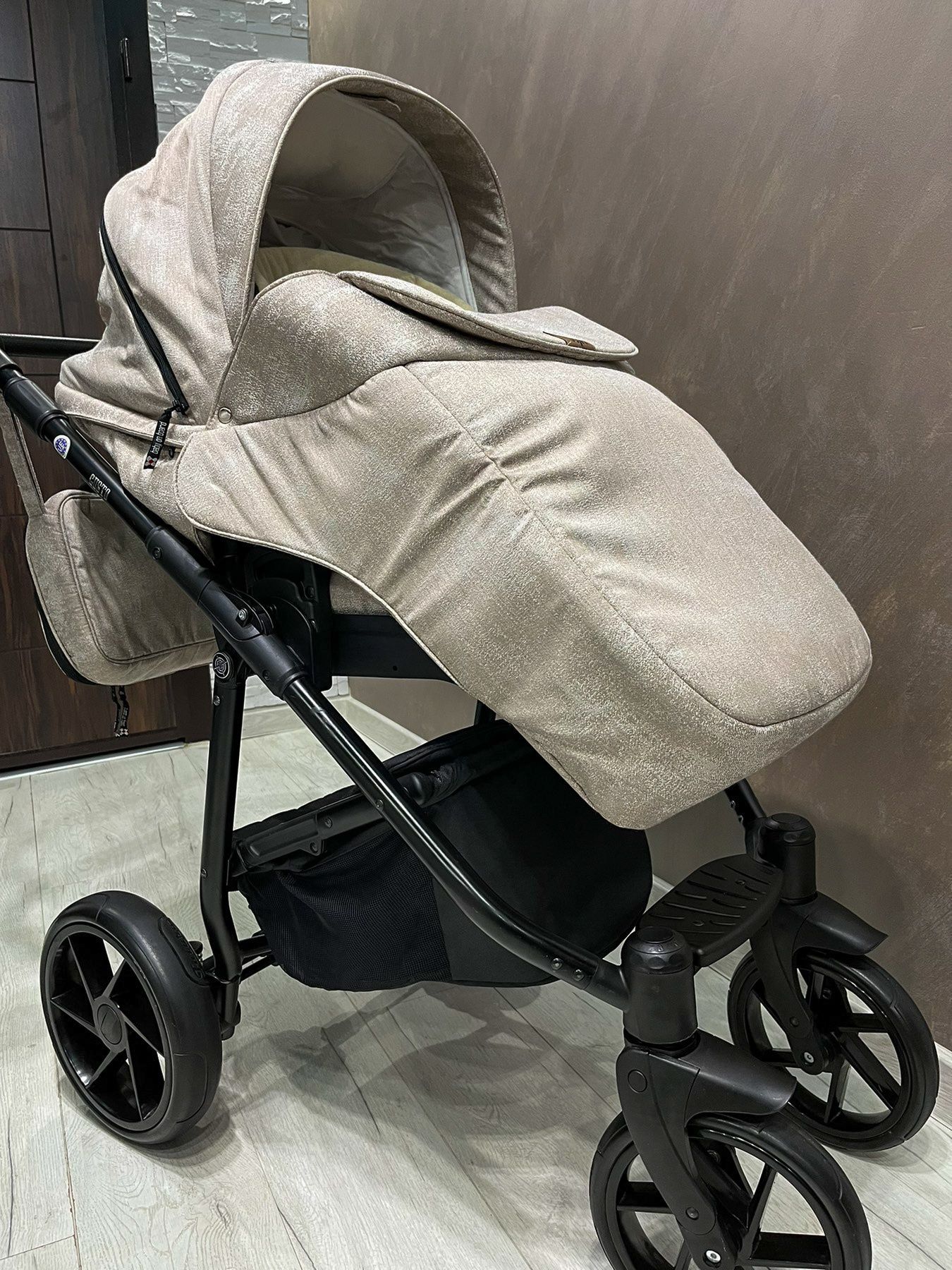 Бебешка количка Bebe Mobile Gusto 2в1 + аксесоари