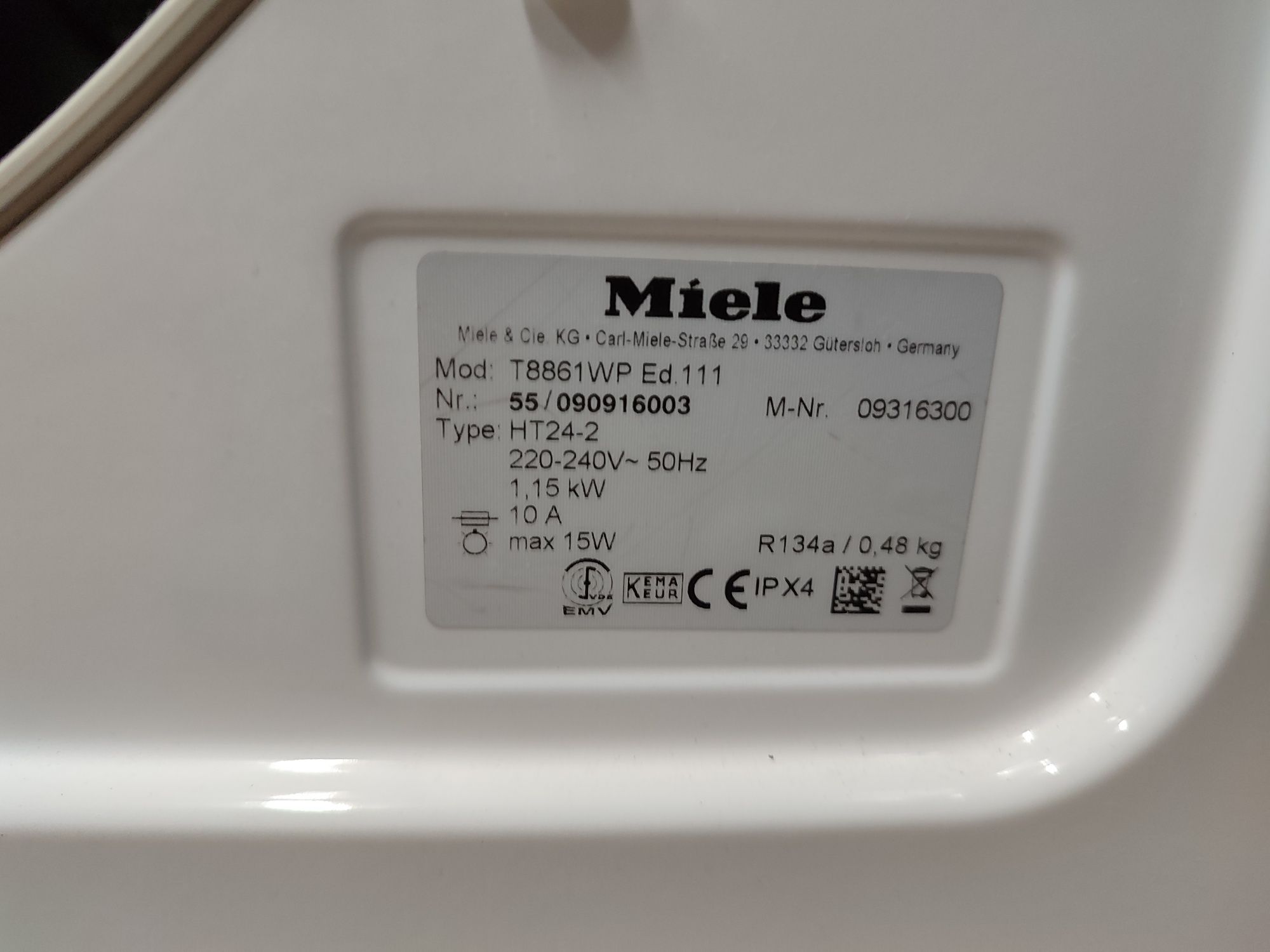 Сушилня Miele T8861WP - 8кг. Термопомпа.