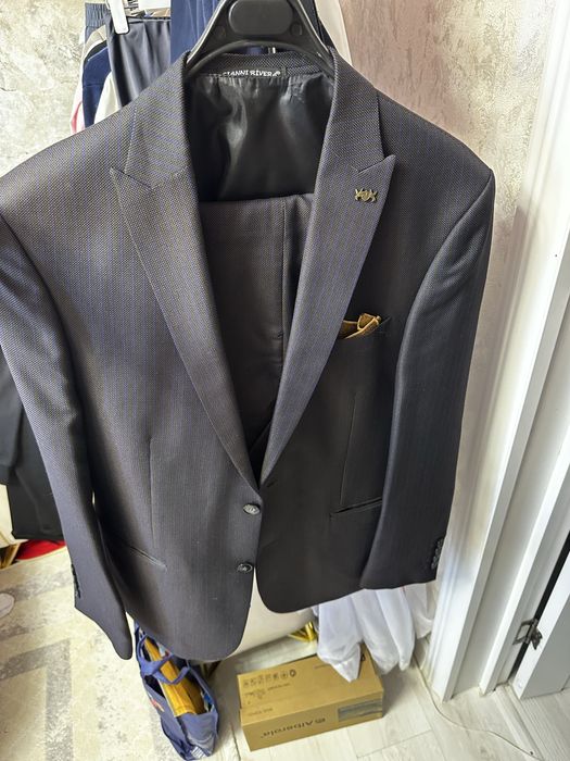 Костюм Джианни Ривера