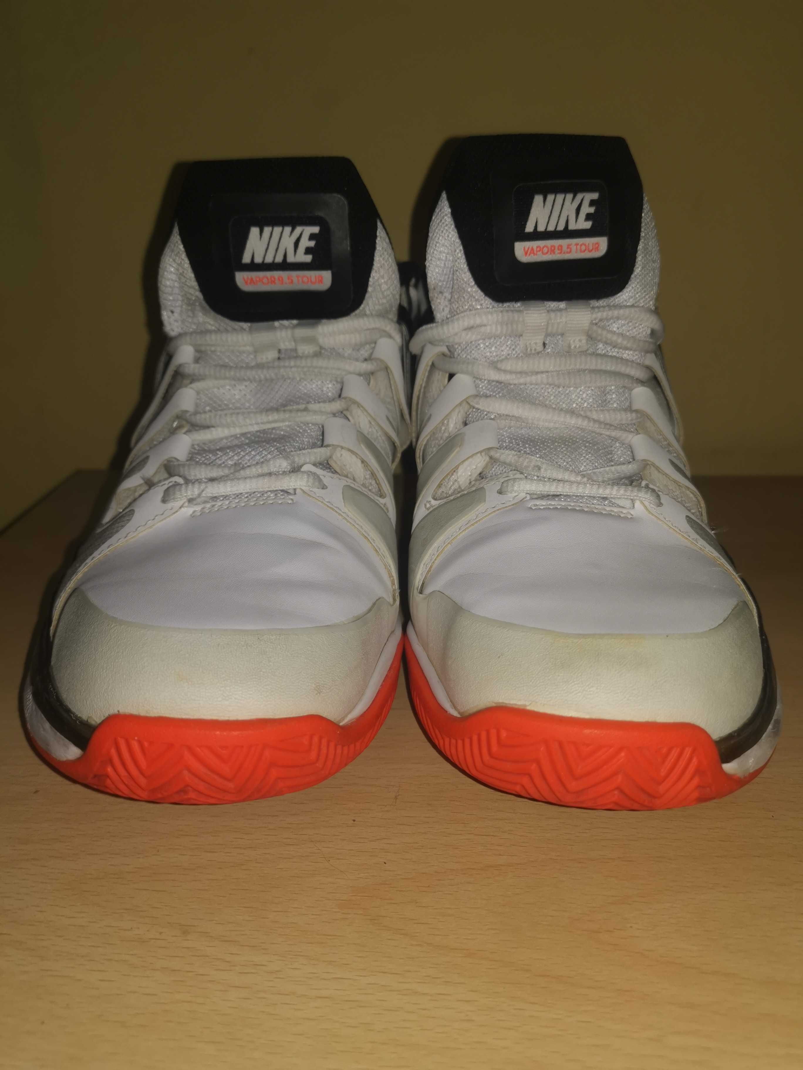 Маратонки NIKE Vapor 9.5 Tour номер 44  внос от Англия