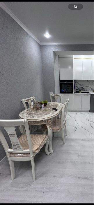 Продам стол со стульями