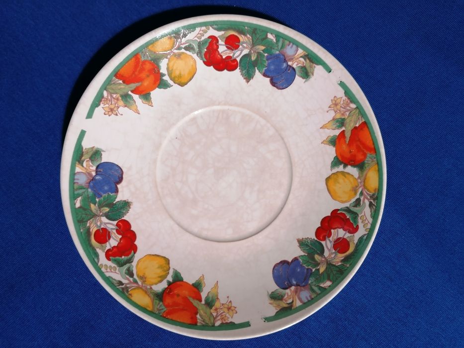 Два Сета от чаша с чинийка