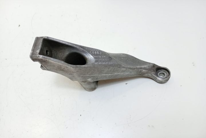 Suport motor stanga 8E0199307S Audi A4 B7