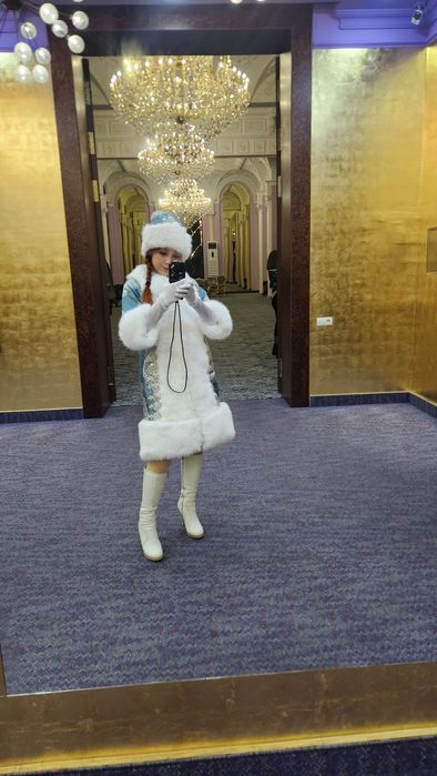 Снегурочка и дед мороз