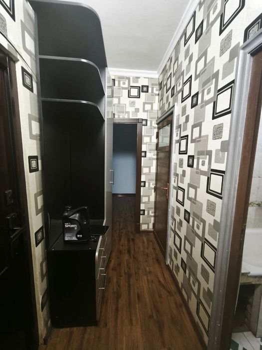 Срочно! 2- комн кВ. 2-й этаж. 52-м². Не Торец. Куйлюк Массив-3.