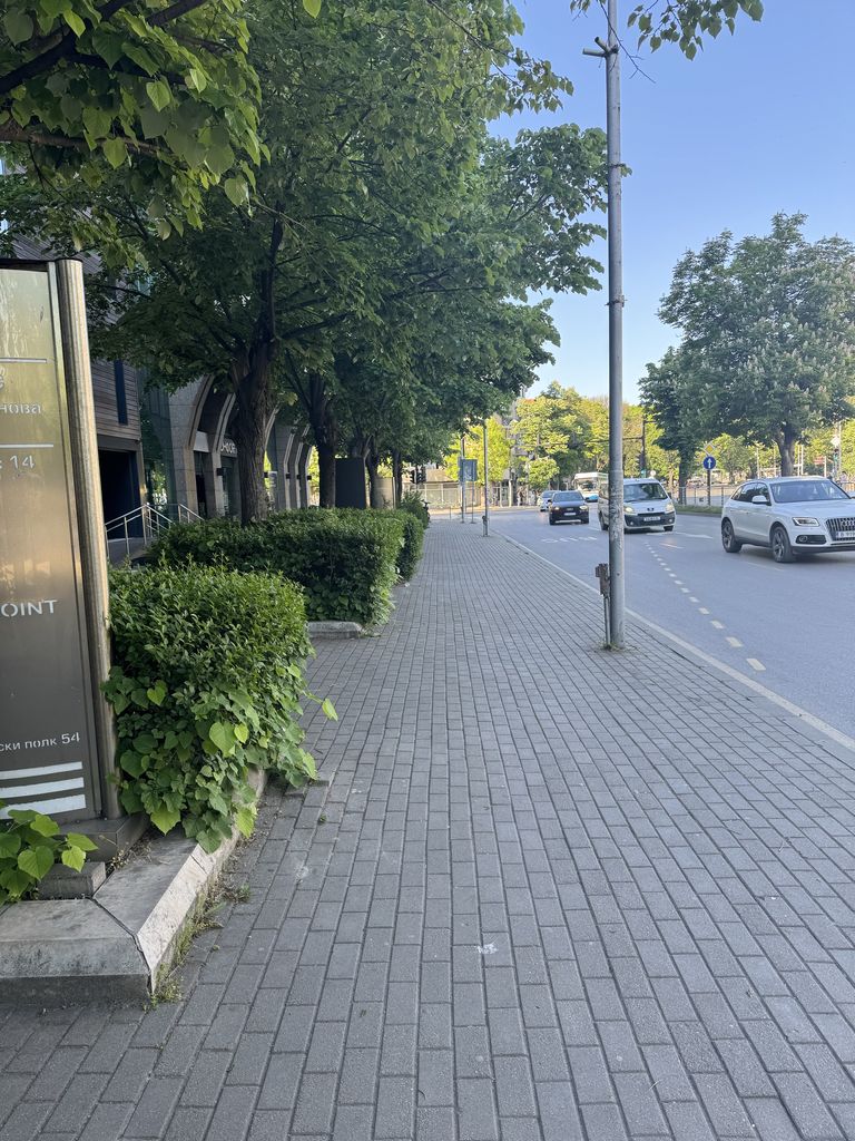 Дава се под наем Гараж / Паркомясто в Варна, Център - 13 кв.м за 204 € - Снимка #4