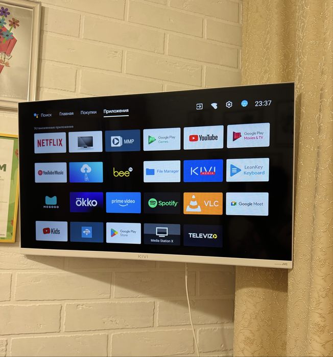 Телевизор SMART/81 см