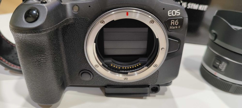 тяло - Canon r6 mark II