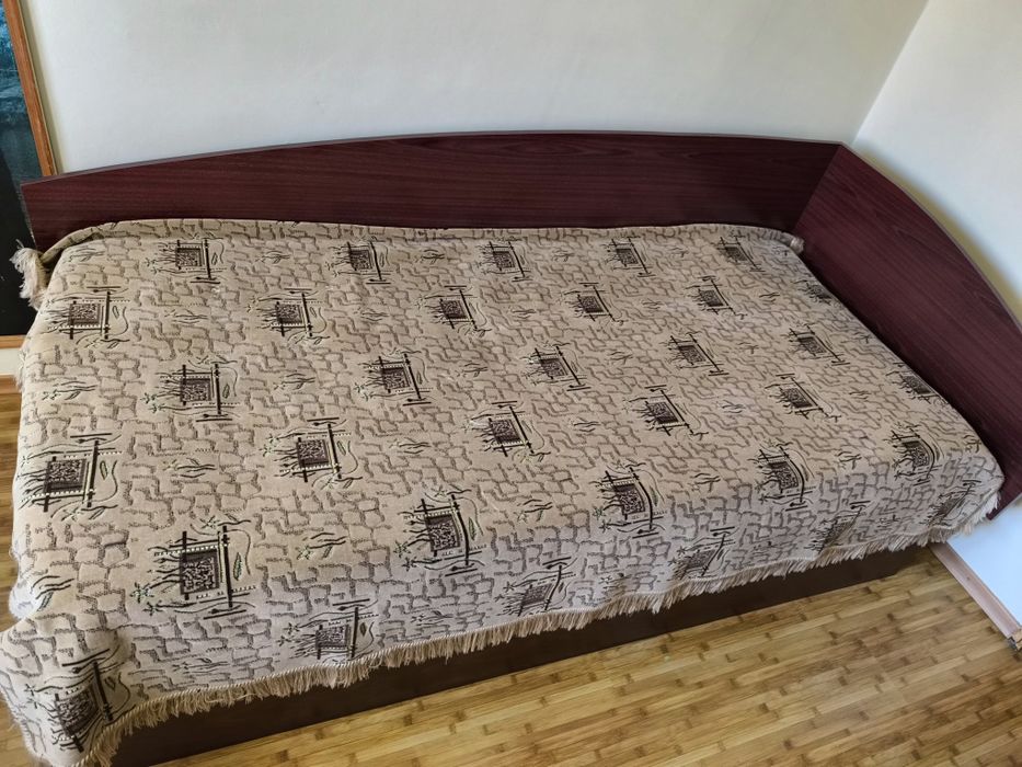 Mobila second hand
