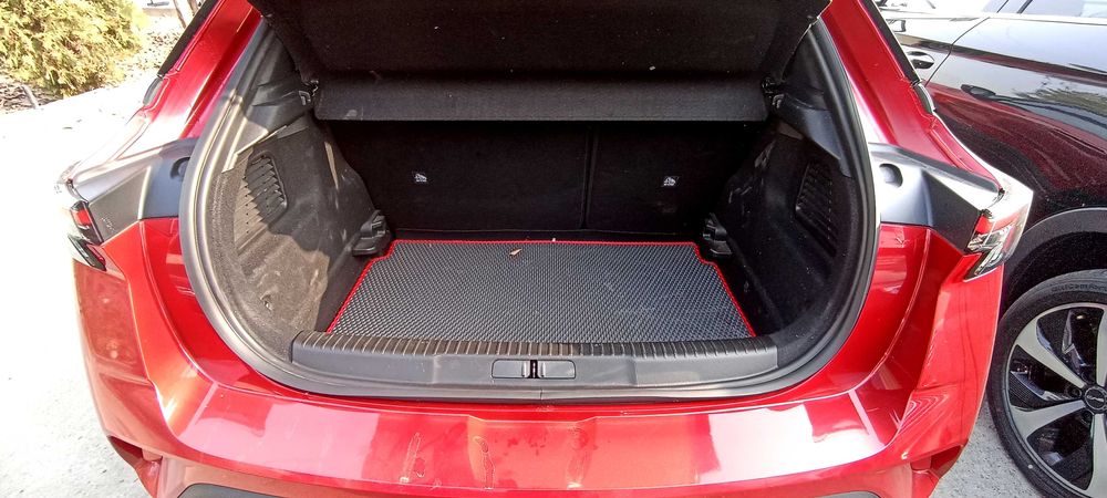 Opel Mokka 2022г 12700км