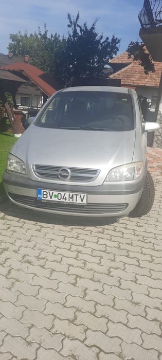 Se vinde Opel Zafira din 2002   motorizare benzina 7 locuri