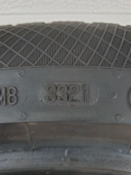 Зимни гуми 2 броя CONTINENTAL WinterContact TS850P 225 50 R18 дот 3321